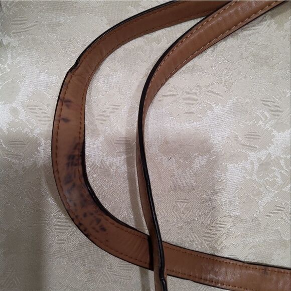 Michael Kors Women's Raven Large Shoulder Tote - Picture 8 of 12